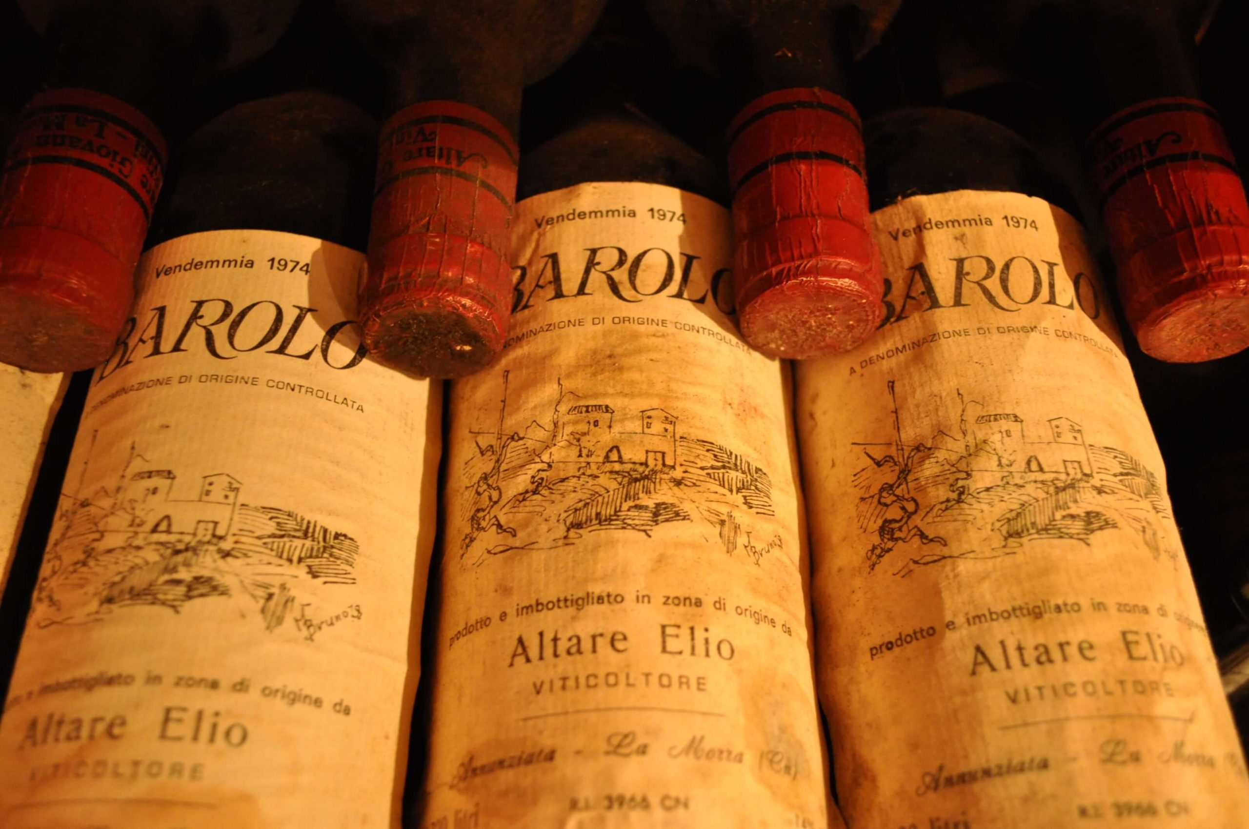 Barolo Elio Altare Vīna pagraba Pjemontā. Barolo, vīns, Pjemonta, Itālija